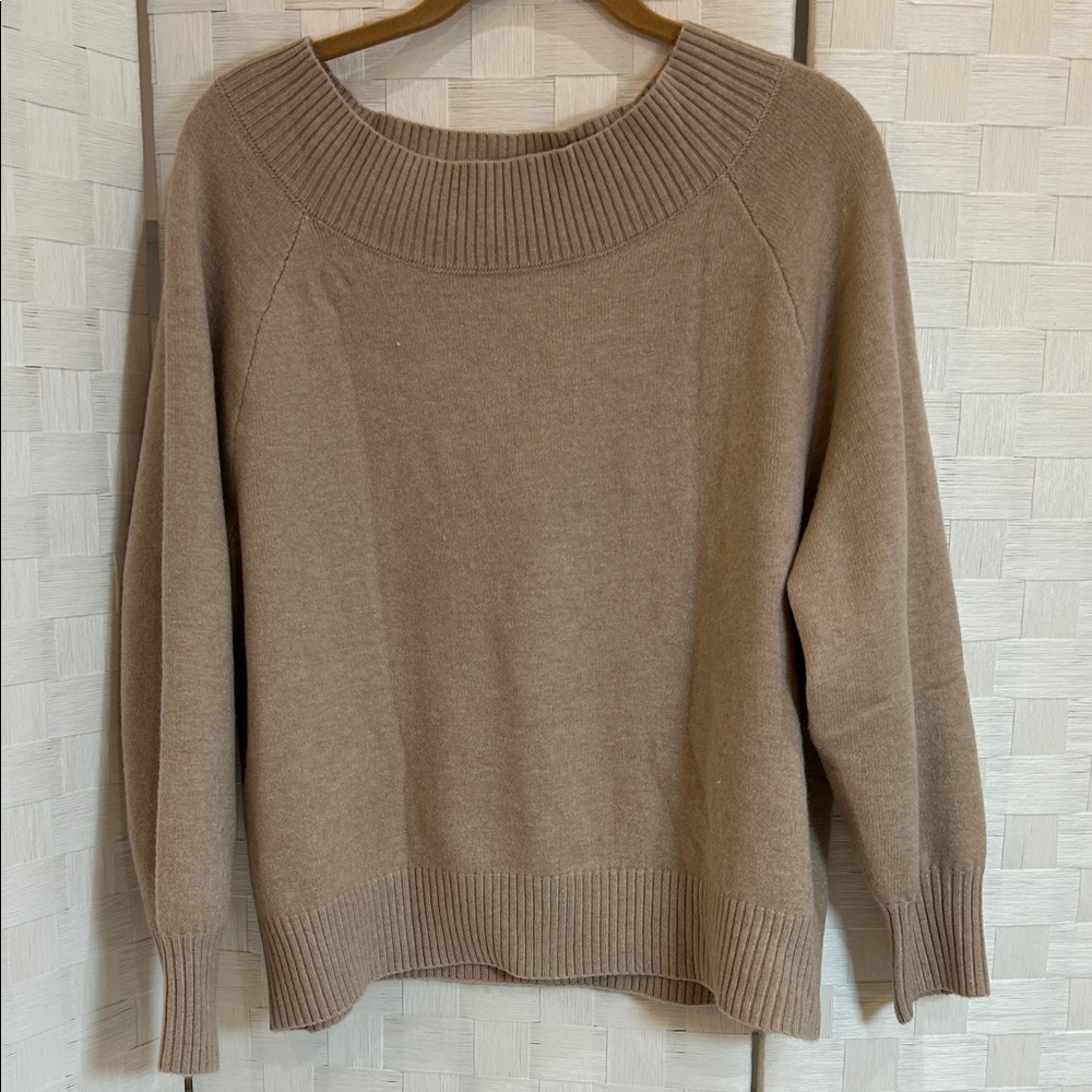 Women's Cozy Crewneck Sweater - Taupe